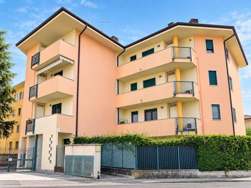appartamento in vendita a Verona in zona Santa Lucia