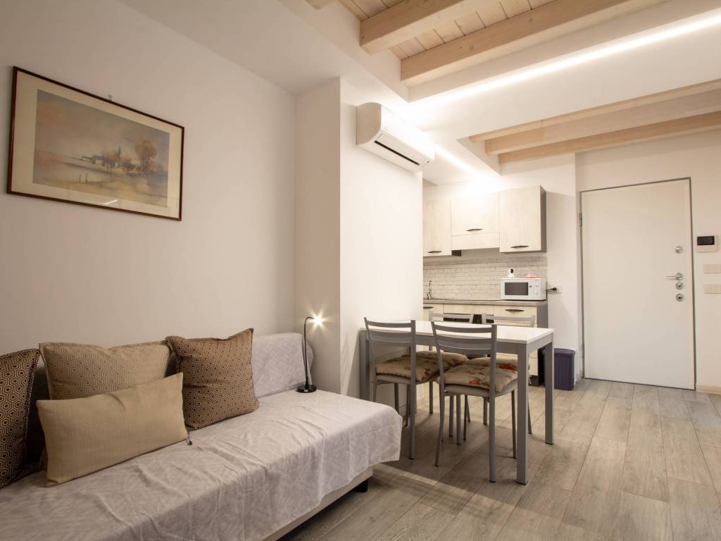 appartamento in vendita a Verona in zona Borgo Milano