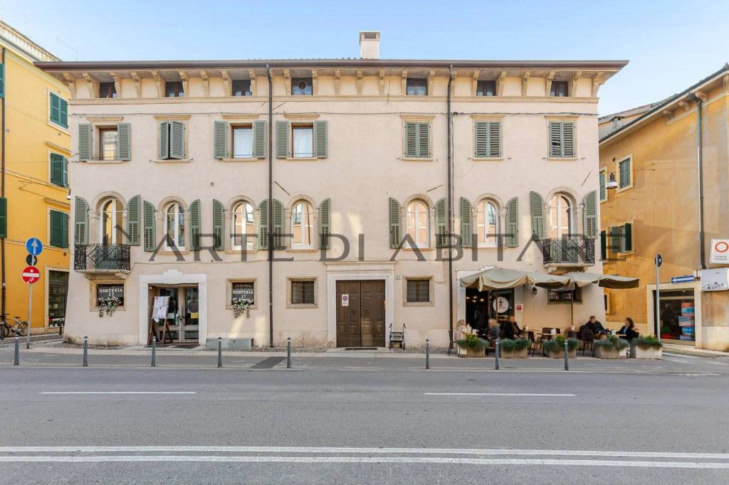 appartamento in vendita a Verona in zona San Zeno
