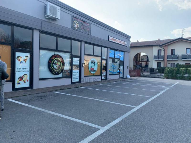 capannone in vendita a Veronella