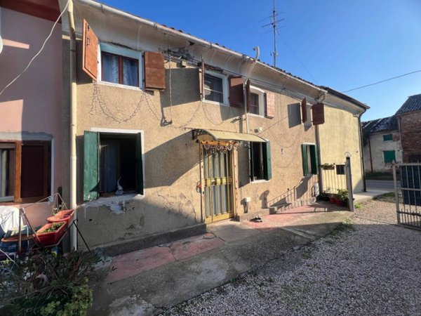 casa indipendente in vendita a Veronella