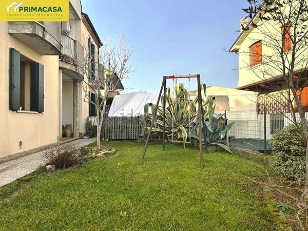 casa indipendente in vendita a Veronella
