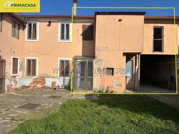 casa indipendente in vendita a Veronella in zona San Gregorio