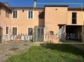 casa indipendente in vendita a Veronella