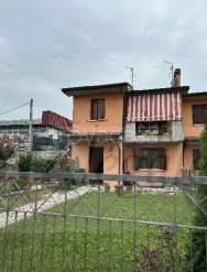 appartamento in vendita a Veronella in zona San Gregorio