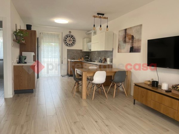 casa indipendente in vendita a Veronella