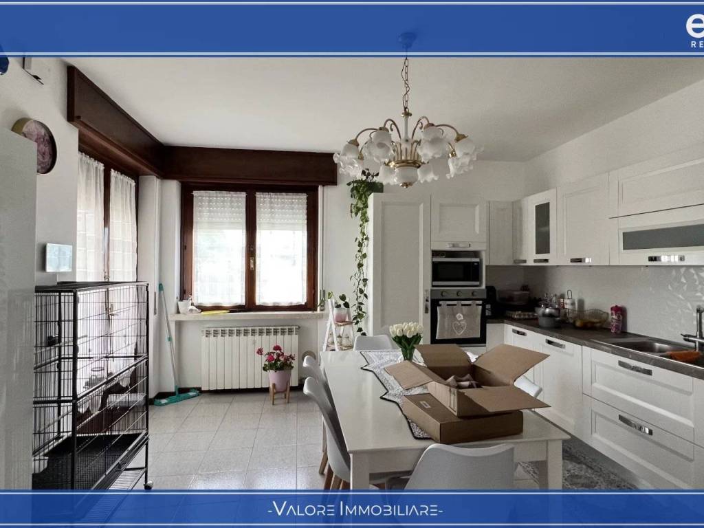 casa indipendente in vendita a Veronella