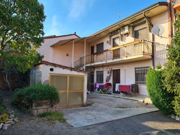 appartamento in vendita a Veronella in zona Oppi