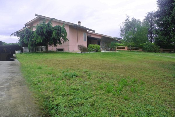 casa indipendente in vendita a Veronella in zona San Gregorio