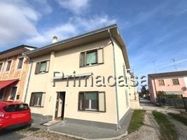 casa indipendente in vendita a Veronella