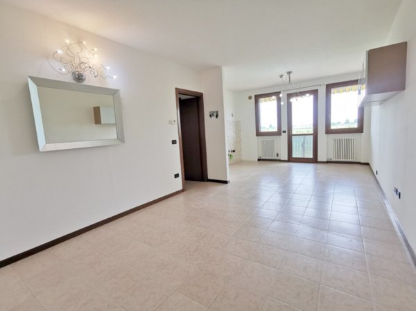 appartamento in vendita a Veronella in zona San Gregorio