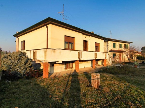 casa indipendente in vendita a Veronella in zona San Gregorio