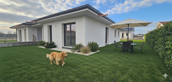 casa indipendente in vendita a Veronella