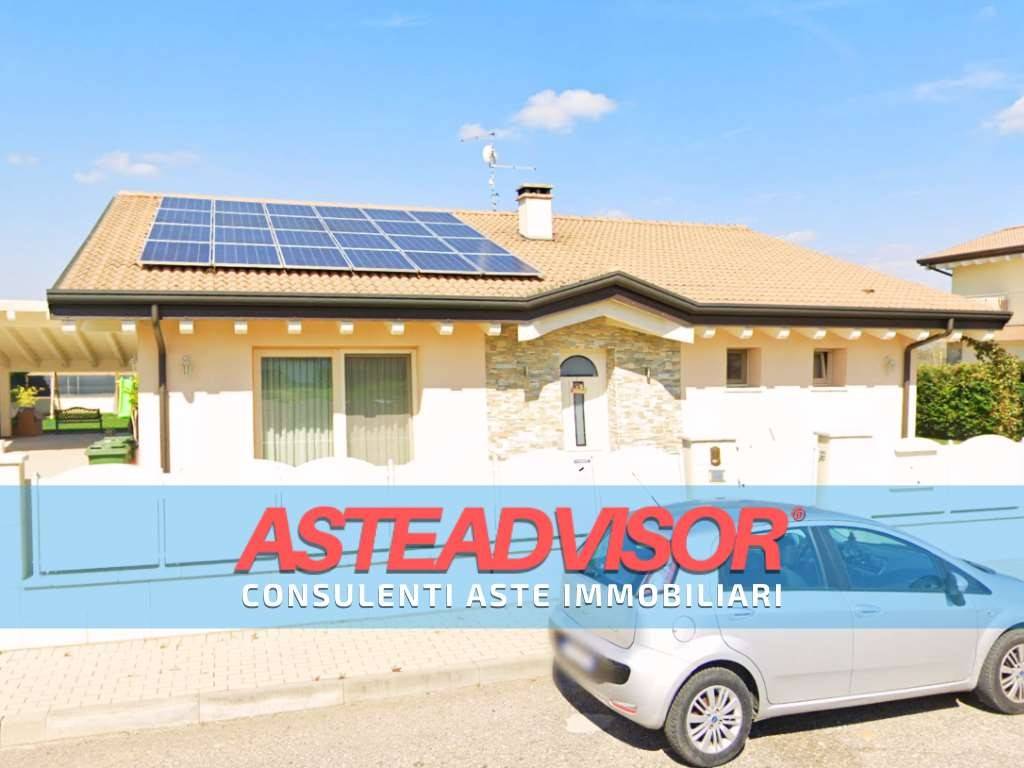 casa indipendente in vendita a Veronella in zona San Gregorio