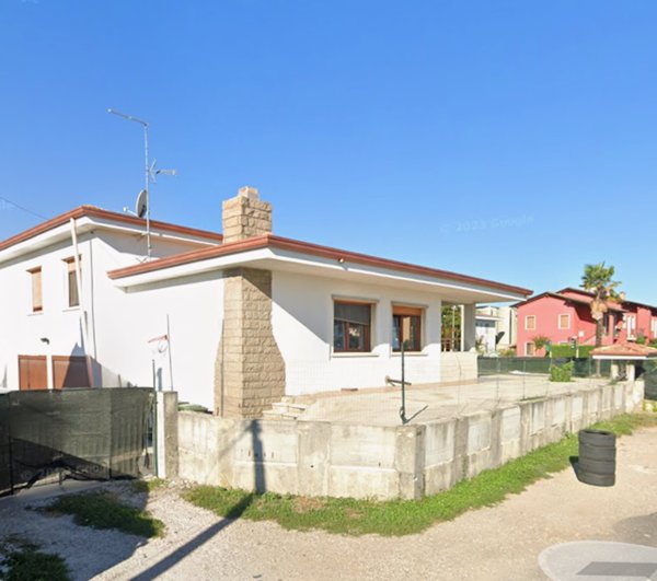 casa indipendente in vendita a Veronella