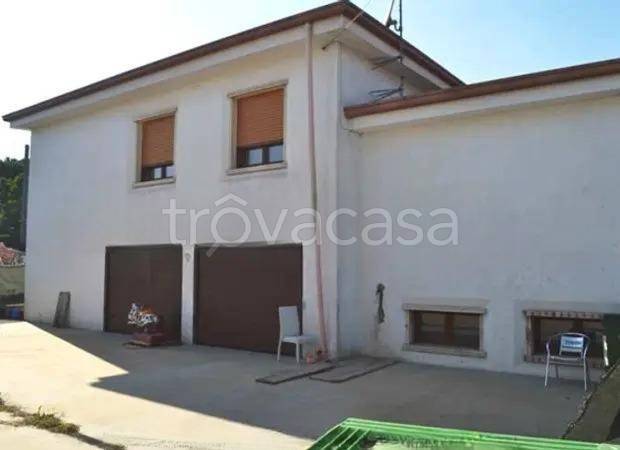 casa indipendente in vendita a Veronella
