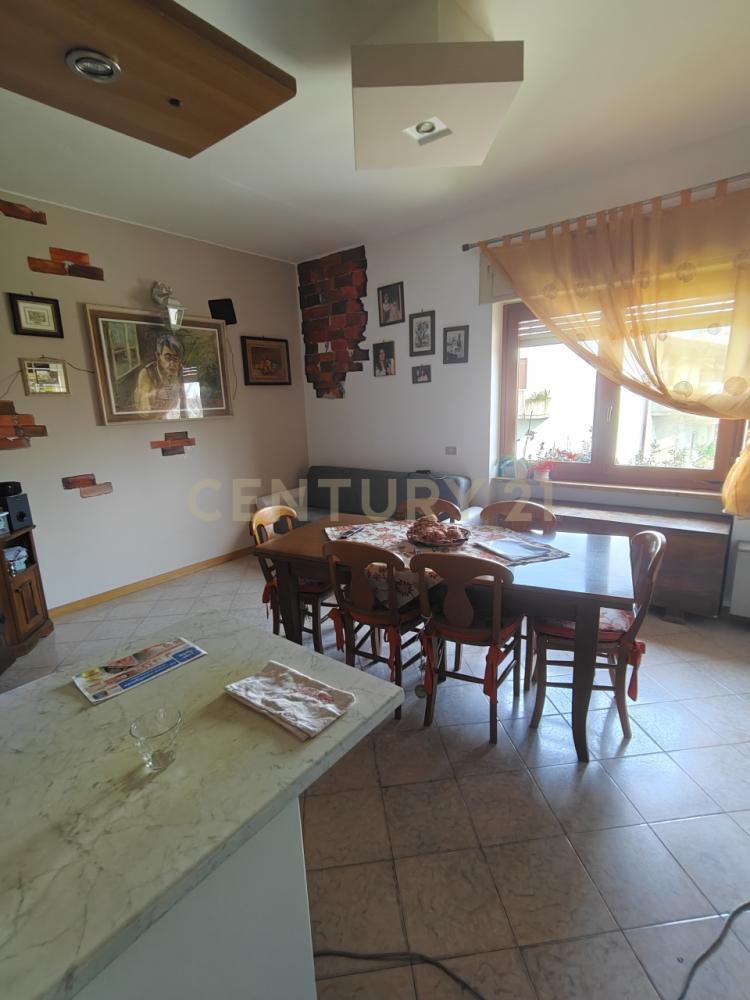 appartamento in vendita a Veronella in zona San Gregorio