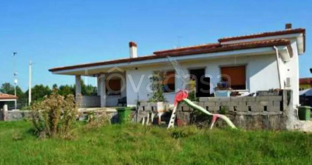 casa indipendente in vendita a Veronella