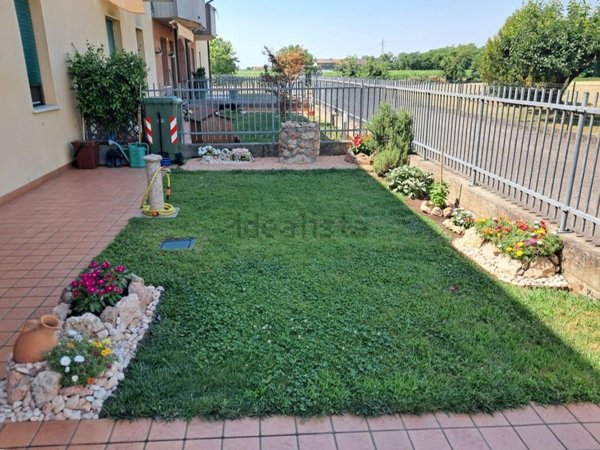 appartamento in vendita a Veronella in zona San Gregorio