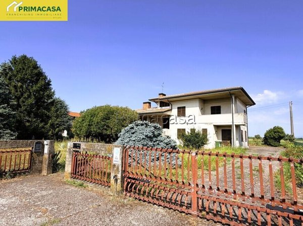 casa indipendente in vendita a Veronella in zona San Gregorio
