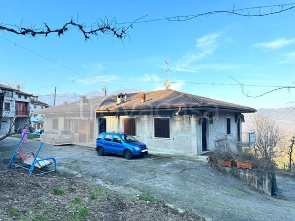 casa indipendente in vendita a Vestenanova in zona Bolca