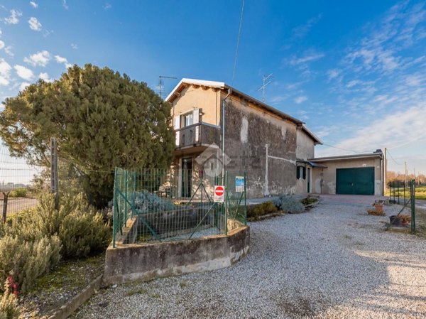 casa indipendente in vendita a Vigasio