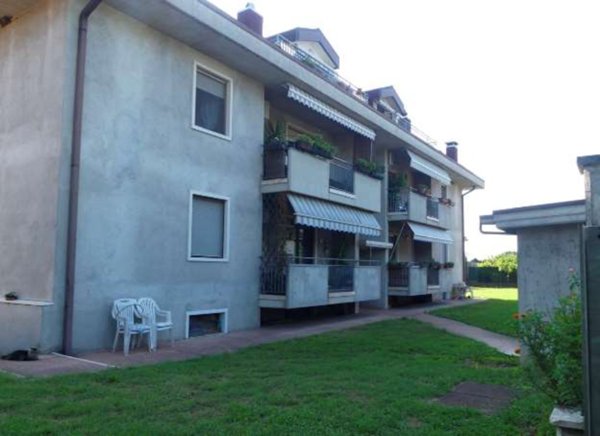 appartamento in vendita a Vigasio in zona Forette