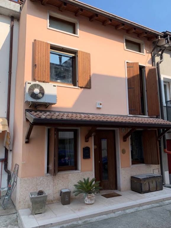 casa indipendente in vendita a Vigasio