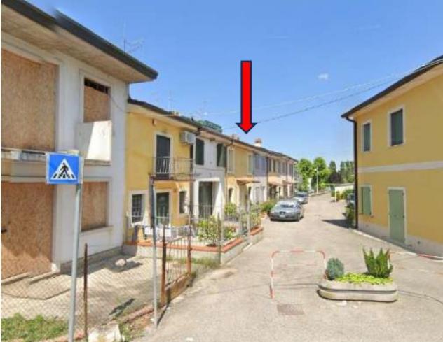 pentavano in vendita a Vigasio in zona Forette