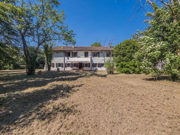 casa indipendente in vendita a Vigasio