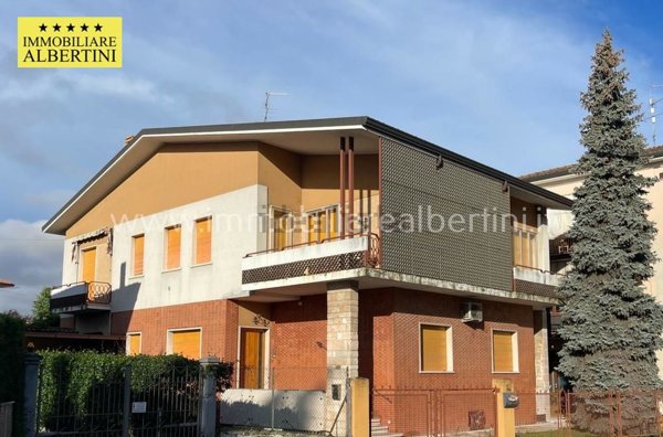 casa indipendente in vendita a Vigasio