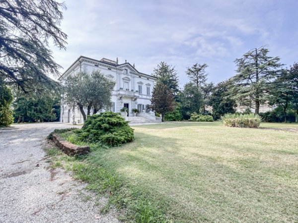 villa in vendita a Vigasio
