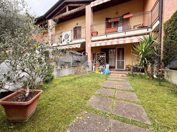 appartamento in vendita a Vigasio in zona Forette