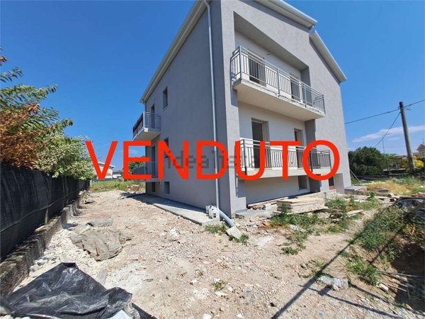 appartamento in vendita a Vigasio in zona Isolalta