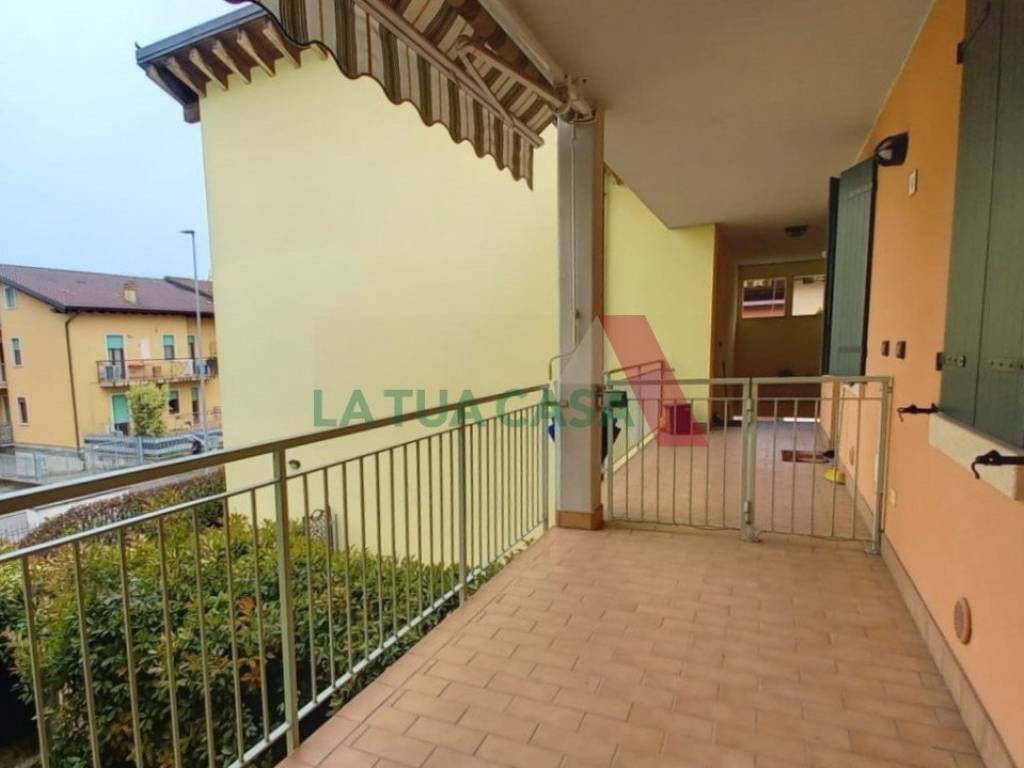 appartamento in vendita a Vigasio in zona Isolalta