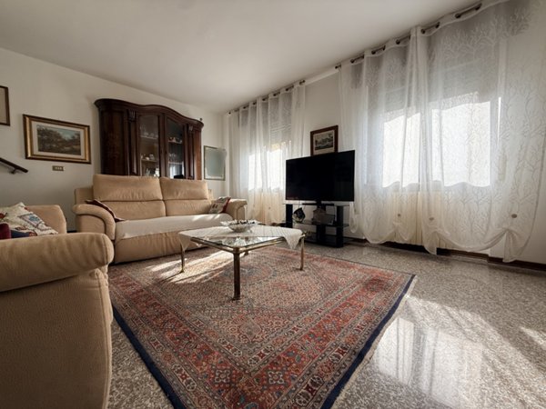 casa indipendente in vendita a Vigasio