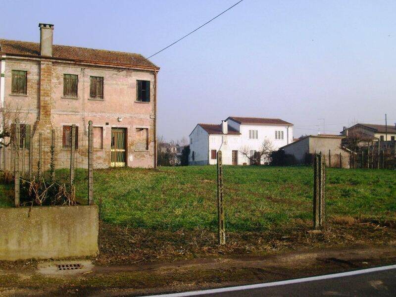 casa indipendente in vendita a Villa Bartolomea in zona Carpi