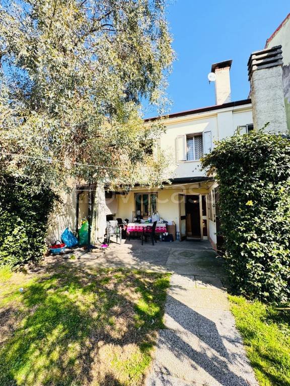 casa indipendente in vendita a Villa Bartolomea