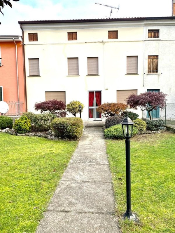 casa indipendente in vendita a Villa Bartolomea