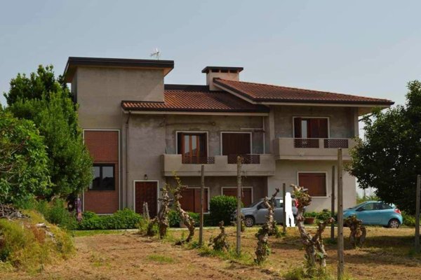 casa indipendente in vendita a Villa Bartolomea