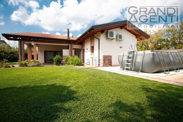 casa indipendente in vendita a Villa Bartolomea