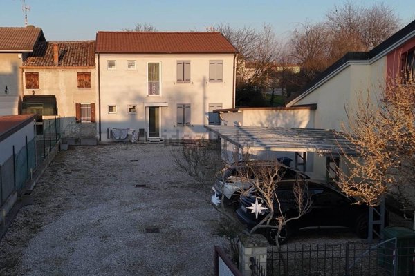 casa indipendente in vendita a Villa Bartolomea