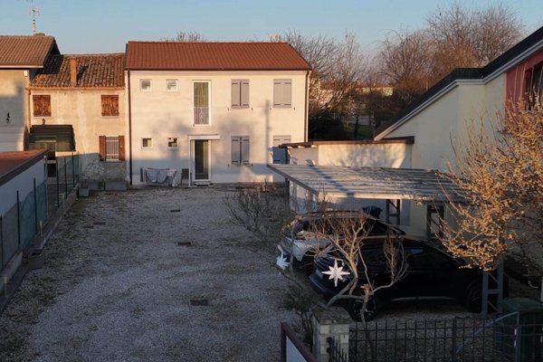 casa indipendente in vendita a Villa Bartolomea