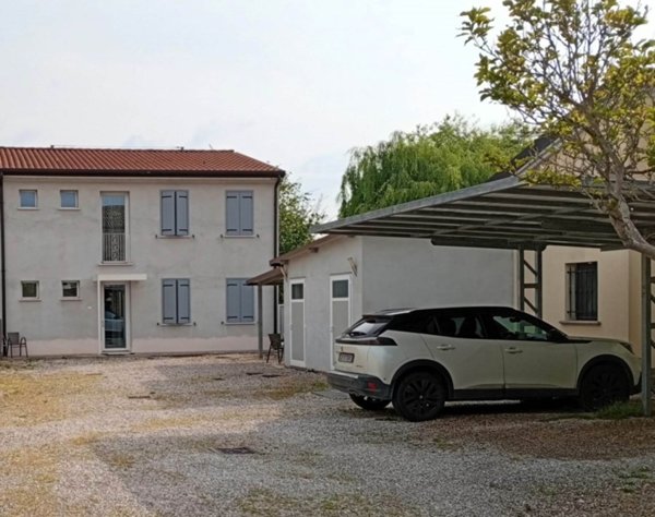 casa indipendente in vendita a Villa Bartolomea