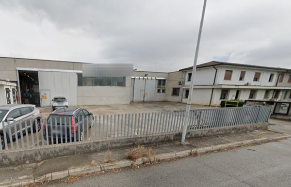 capannone in vendita a Villa Bartolomea