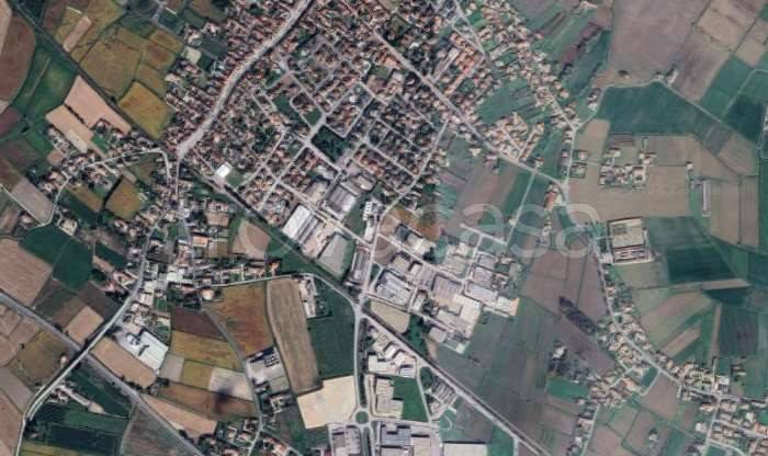 capannone in vendita a Villa Bartolomea in zona Spinimbecco