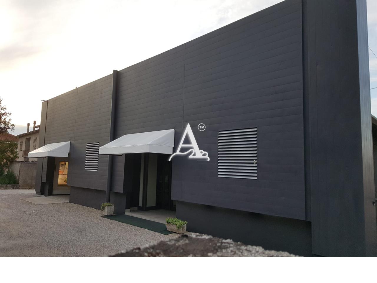 locale commerciale in vendita a Villa Bartolomea