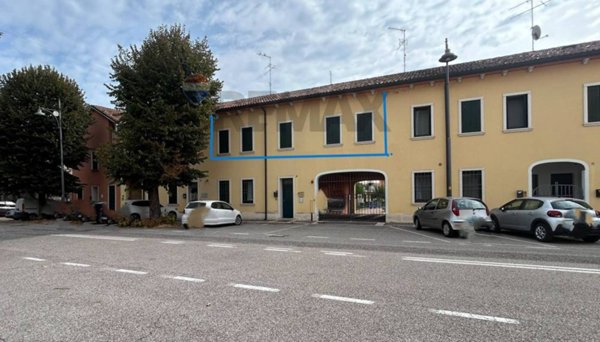appartamento in vendita a Villa Bartolomea in zona Spinimbecco