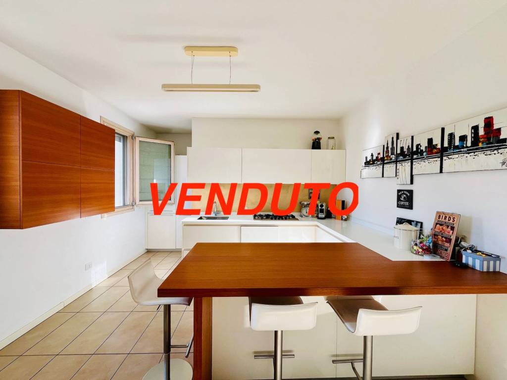 appartamento in vendita a Villafranca di Verona