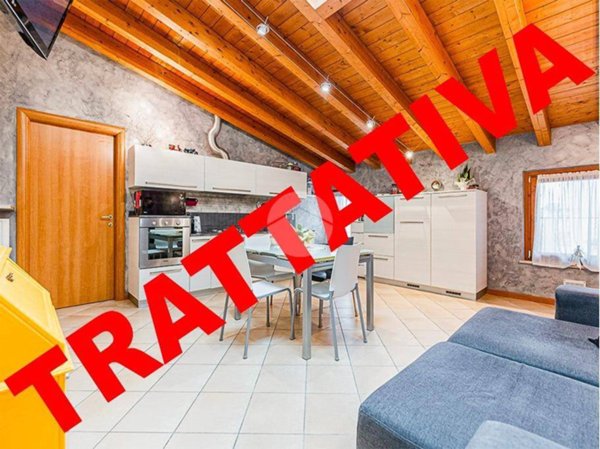 appartamento in vendita a Villafranca di Verona in zona Rosegaferro